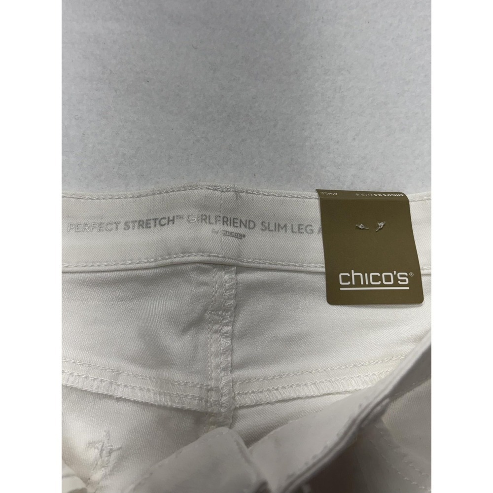 Chico's Womens 6 White Paisley Stretch Girlfriend Slim Ankle Jeans Raw Hem NEW - Picture 3 of 16